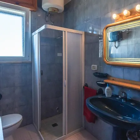 Casa Vacanze Maria Feriehus Santa Maria al Bagno